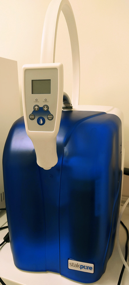 Uređaj za ultračistu vodu u laboratoriji ITN SANU
